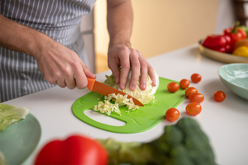 Kitchen cutting board
